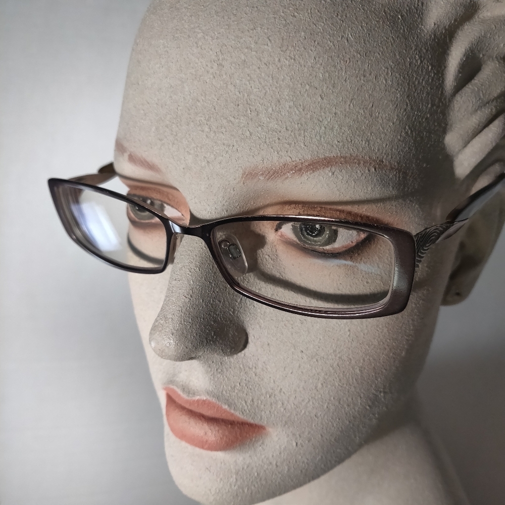 Ellen Tracy(need new lenses) glasses preowneed